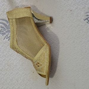 Mila Lady Gold Sparkly heels
